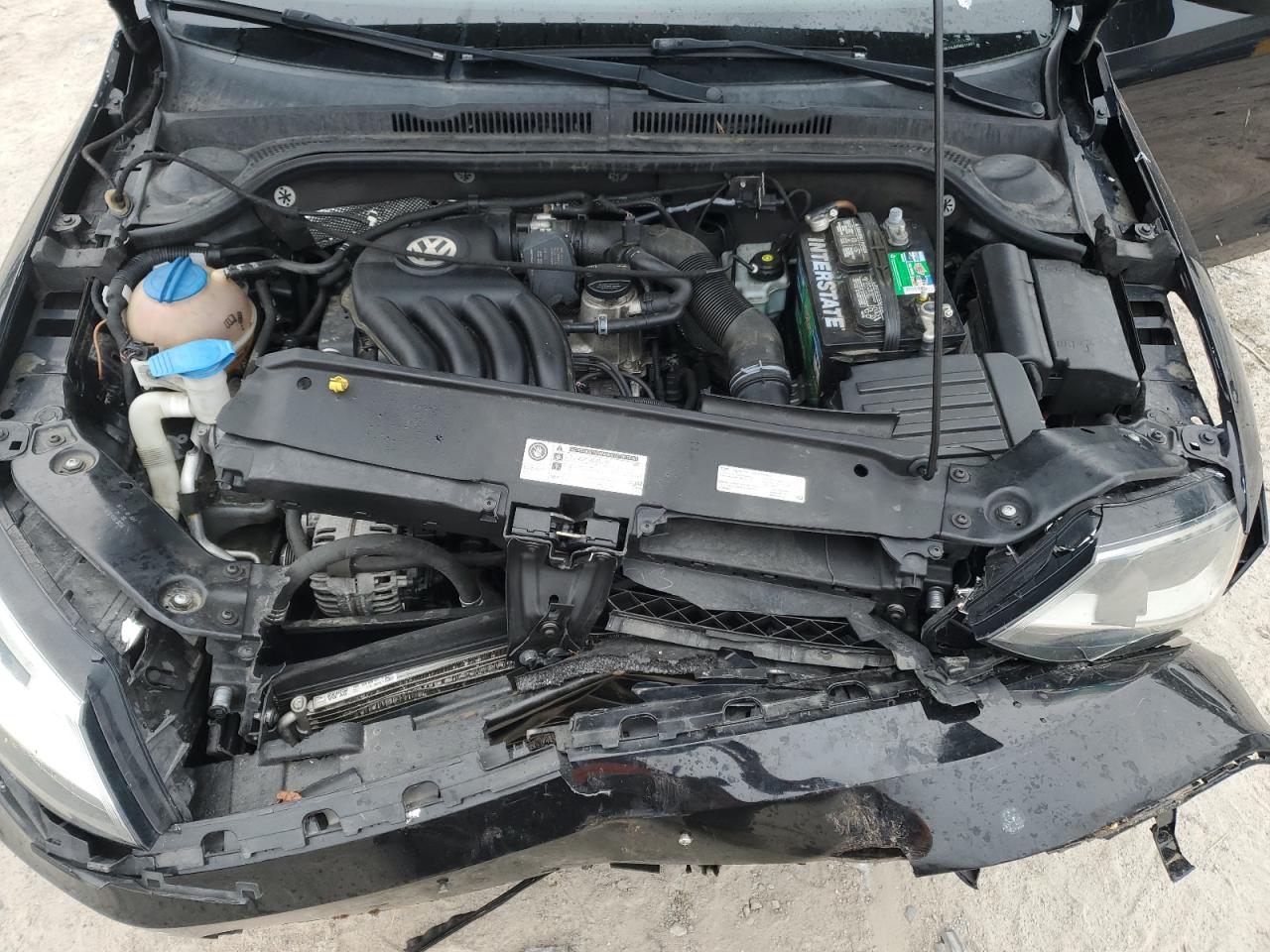 2015 Volkswagen Jetta - Image 11