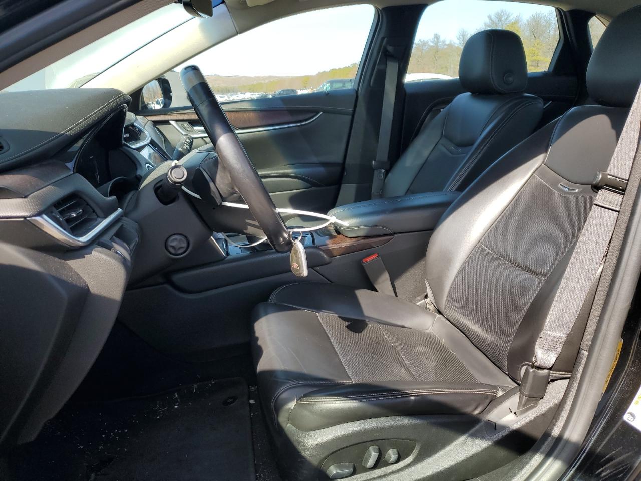 2019 Cadillac XTS - Image 7