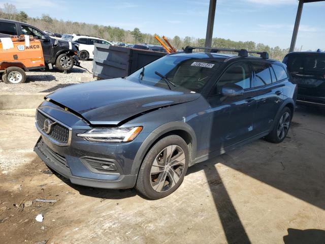 2024 Volvo V60 Cross Country Plus