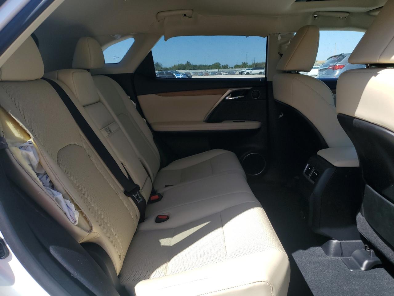 2022 Lexus RX - Image 11