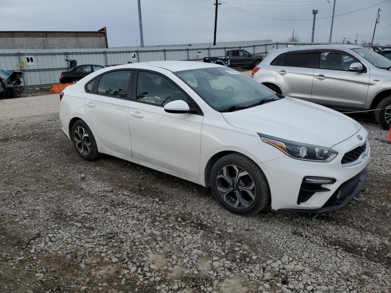2019 Kia Forte - Image 4