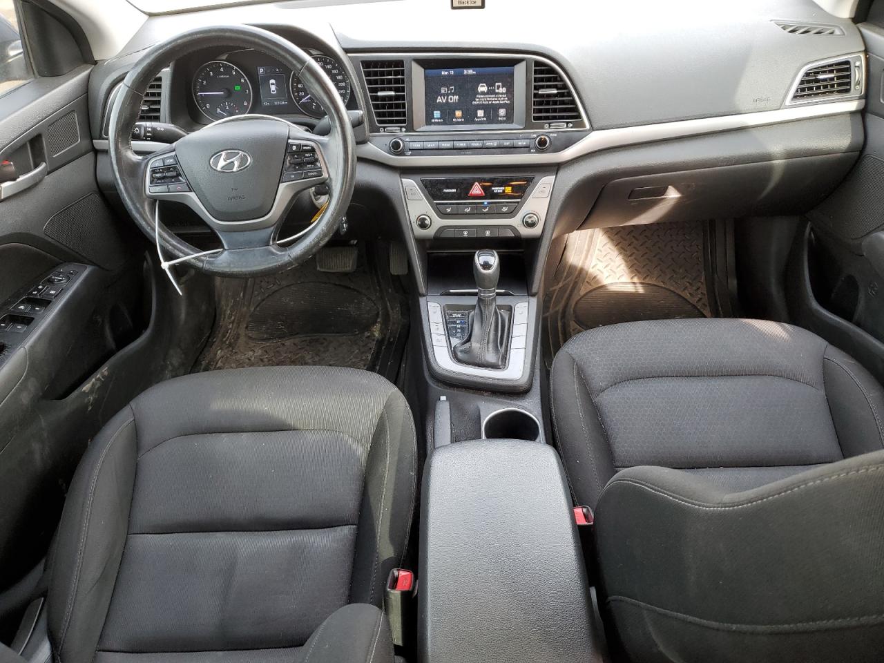 2018 Hyundai Elantra - Image 8