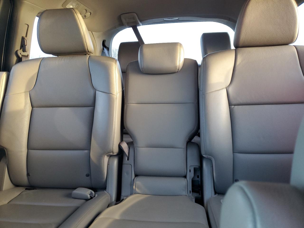 2016 Honda Odyssey Touring VIN: 5FNRL5H92GB010748 Lot: 48997425