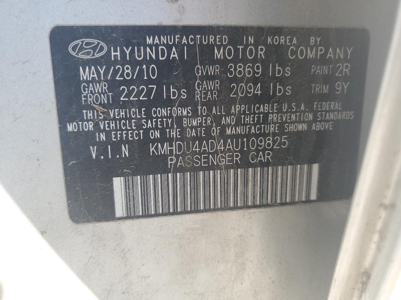 2010 Hyundai Elantra - Image 12