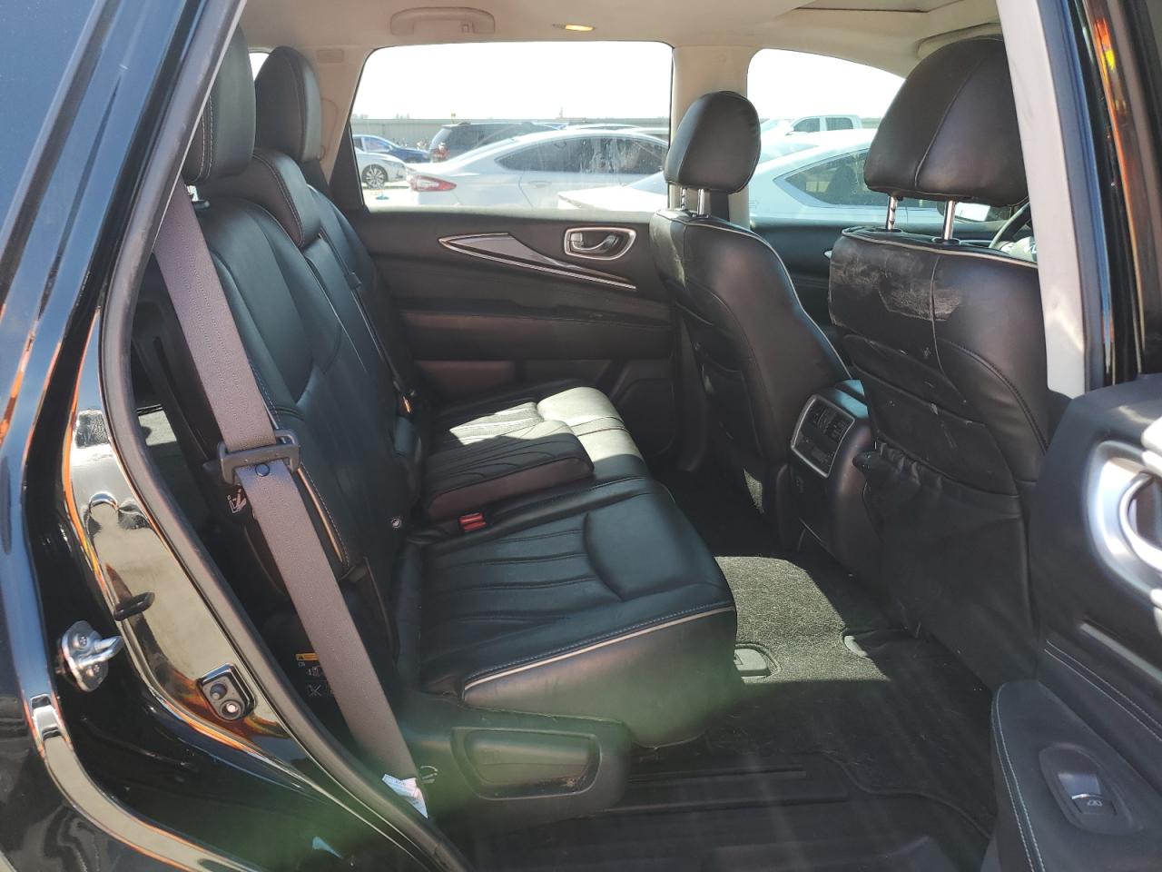 2017 Infiniti QX60 - Image 11