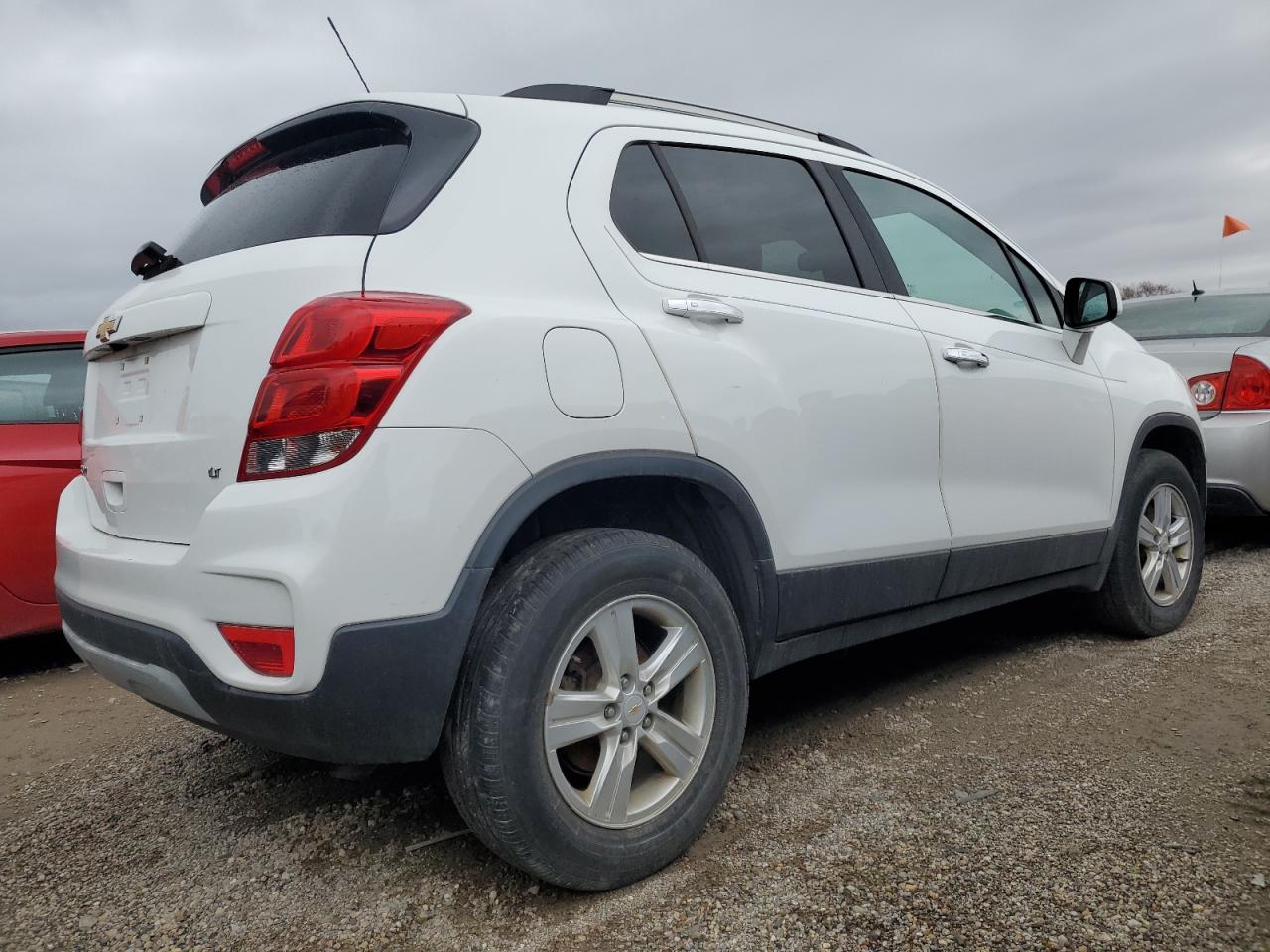 2017 Chevrolet Trax - Image 3
