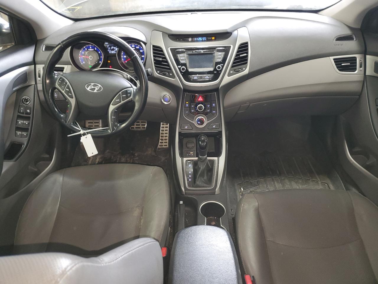 2014 Hyundai Elantra - Image 8