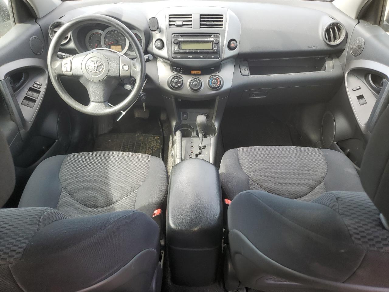 2012 Toyota RAV 4 - Image 8