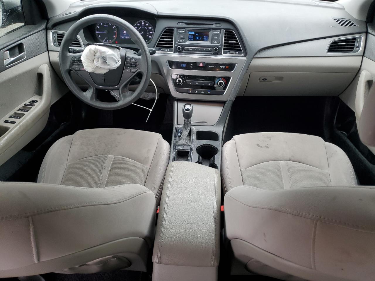 2015 Hyundai Sonata - Image 8