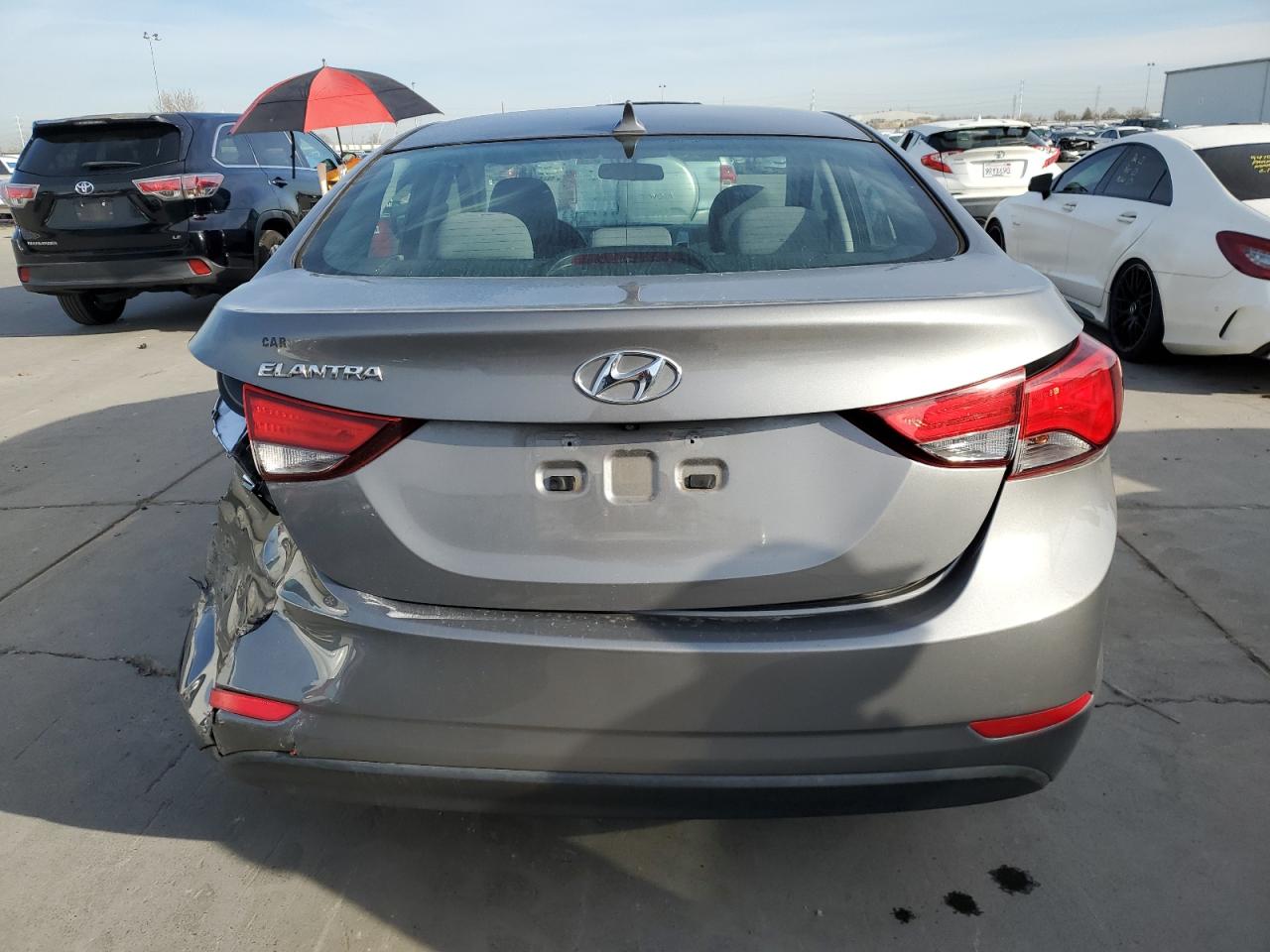 2014 Hyundai Elantra - Image 6