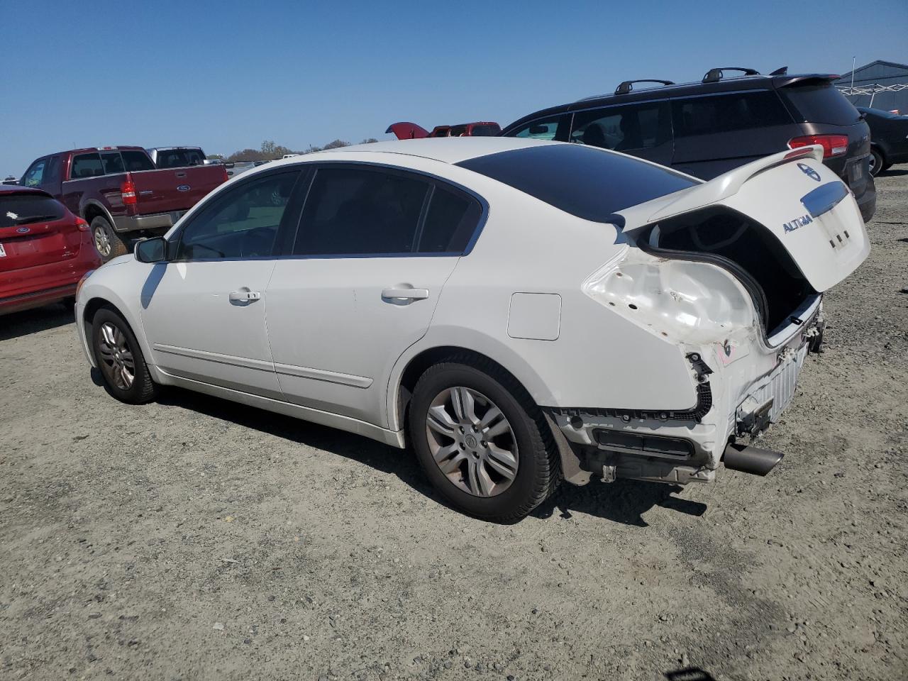 2012 Nissan Altima - Image 2