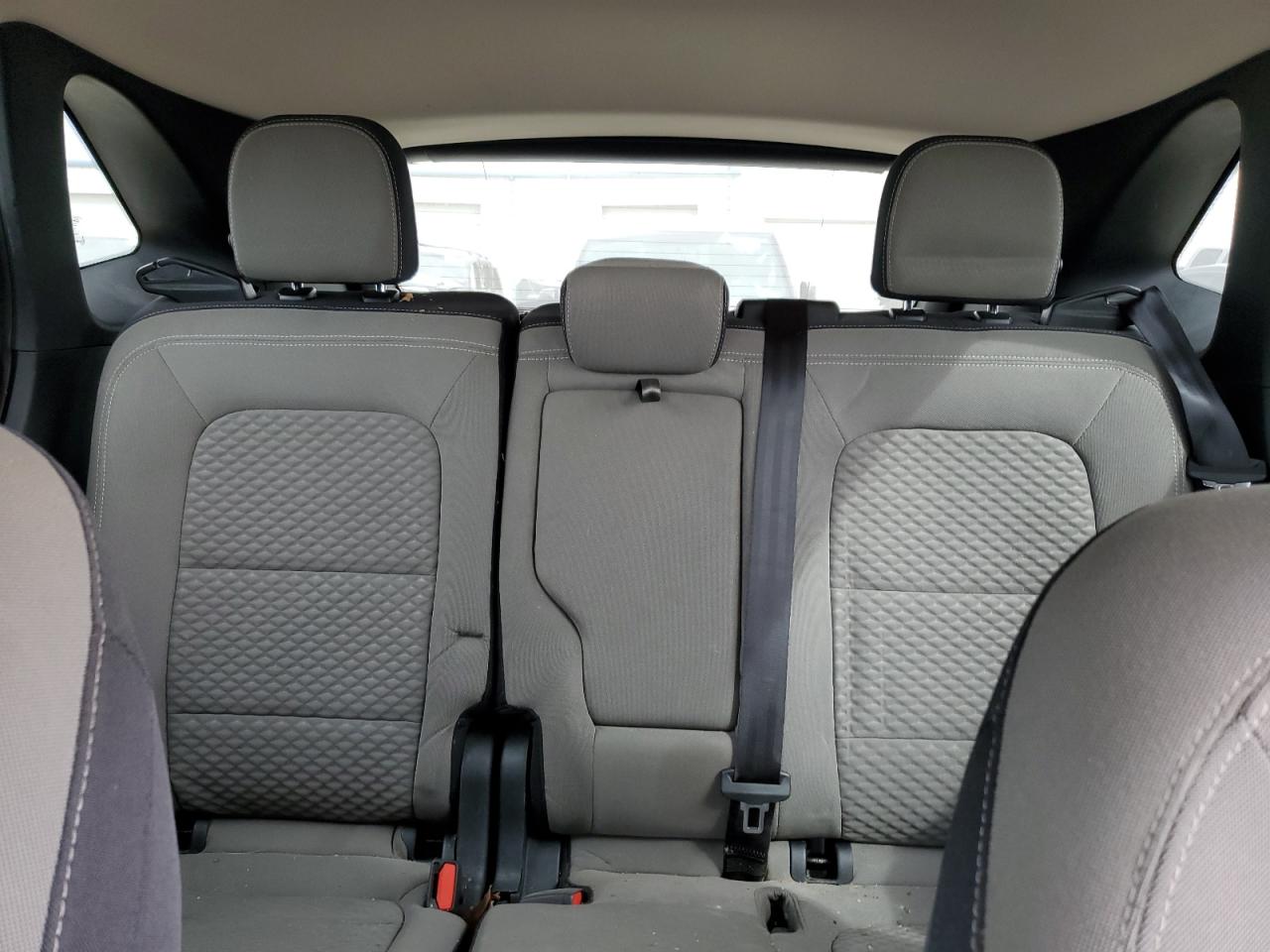 2020 Ford Escape - Image 10