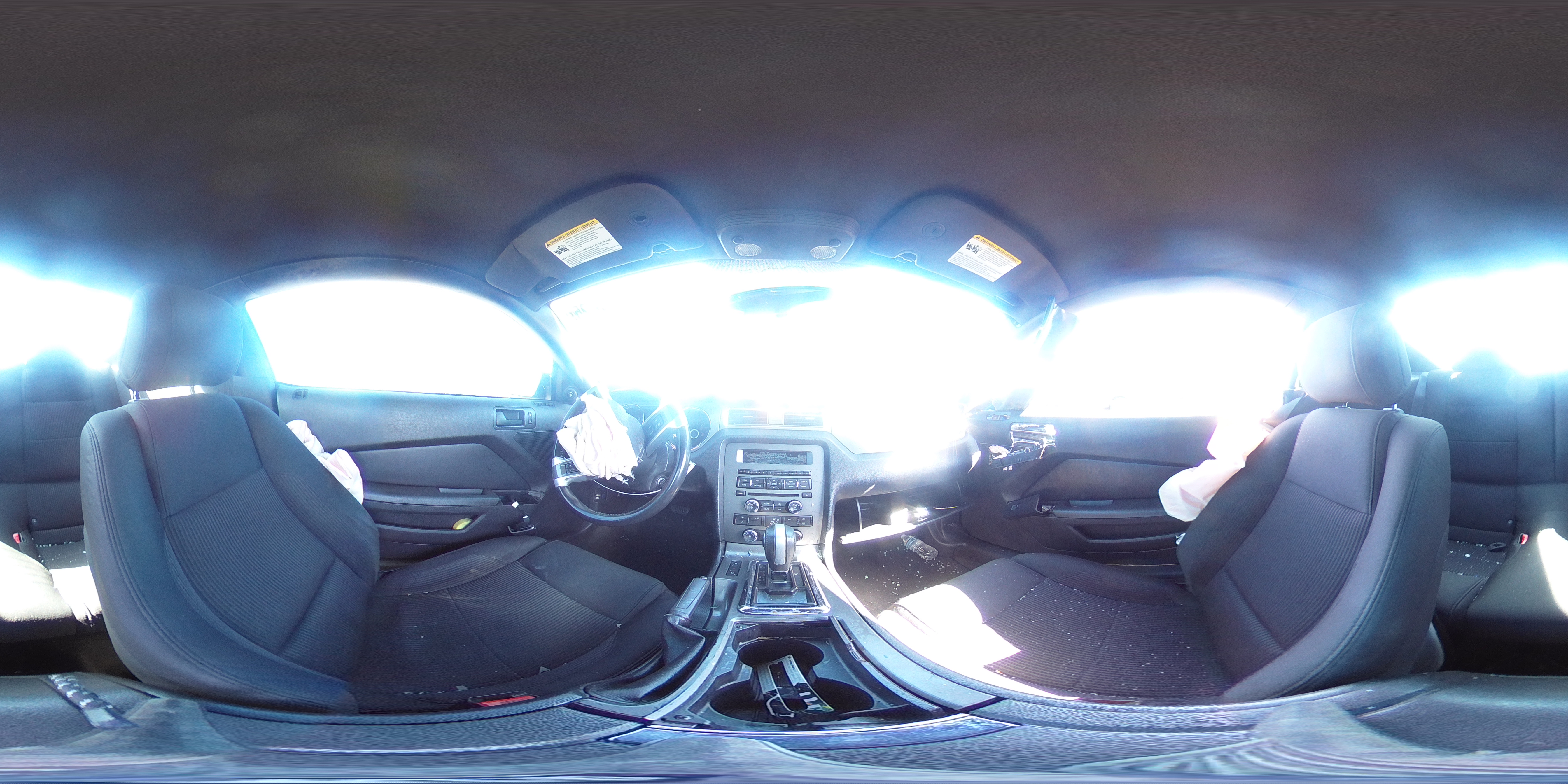 2014 Ford Mustang - Image 13