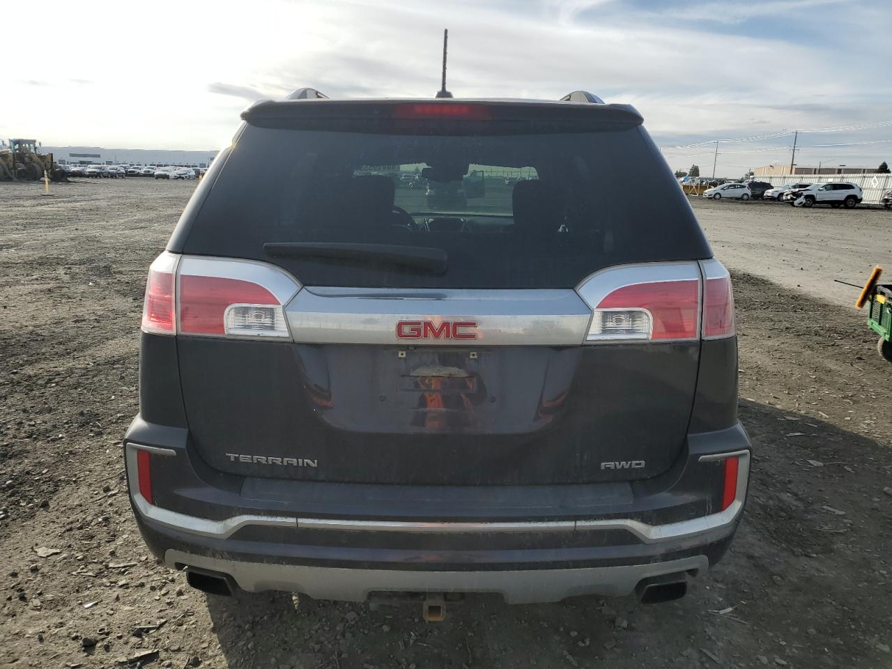 2016 GMC Terrain - Image 6