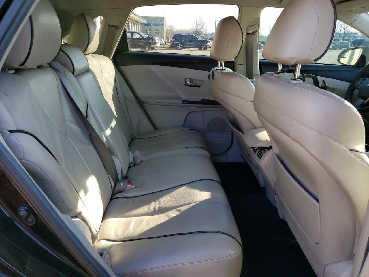 2014 Toyota Venza - Image 11