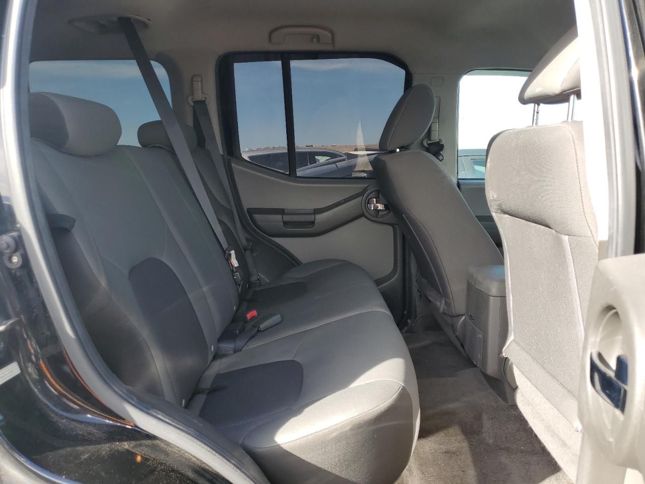 2010 Nissan XTerra - Image 10