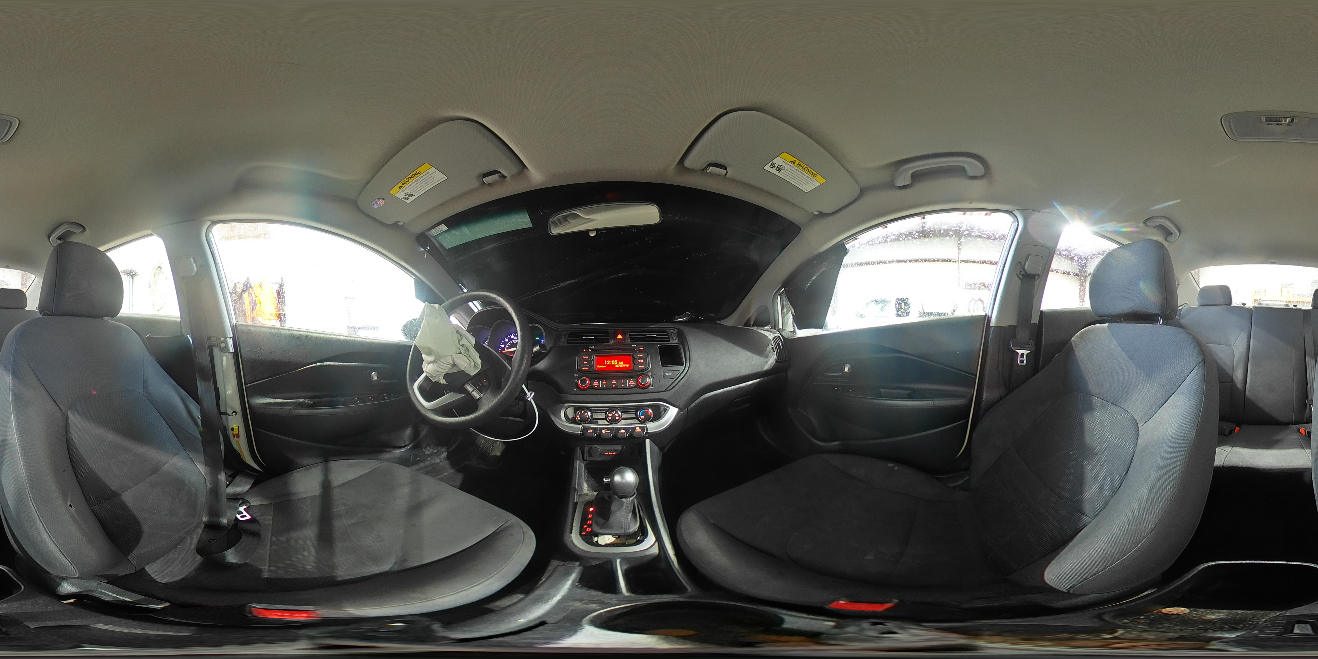 2015 Kia Rio - Image 14