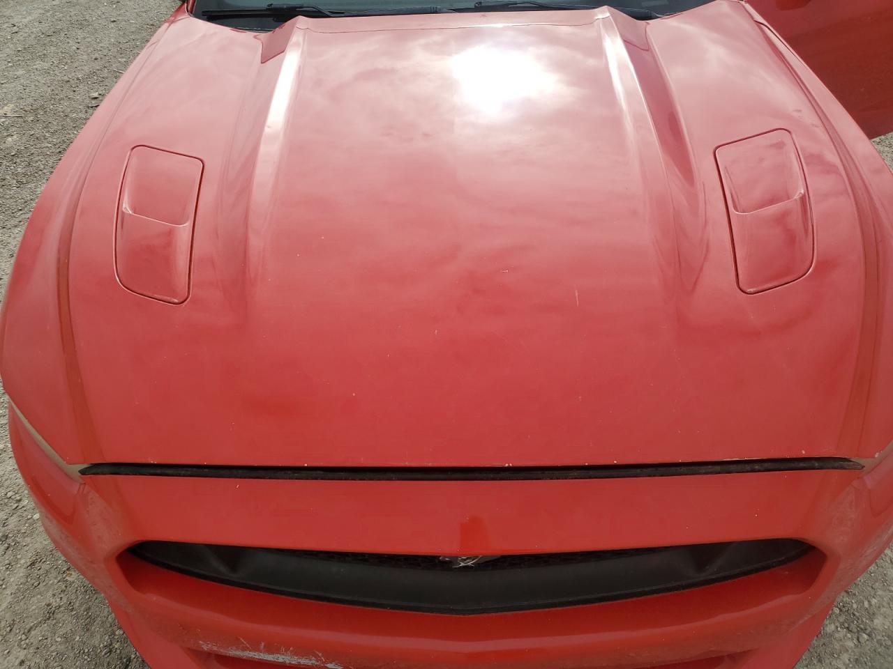2015 Ford Mustang - Image 12