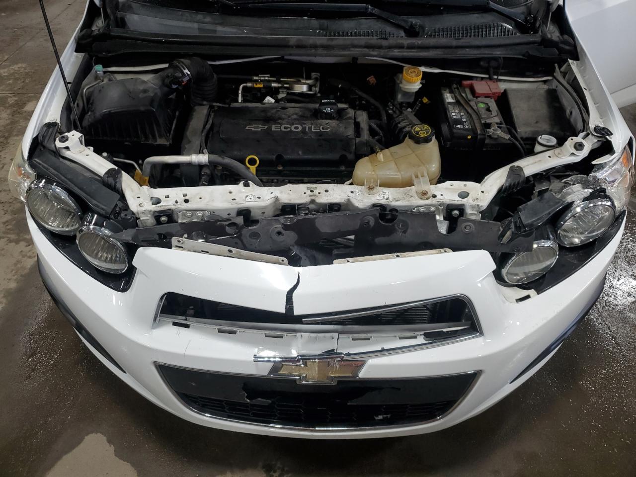 2015 Chevrolet Sonic - Image 13