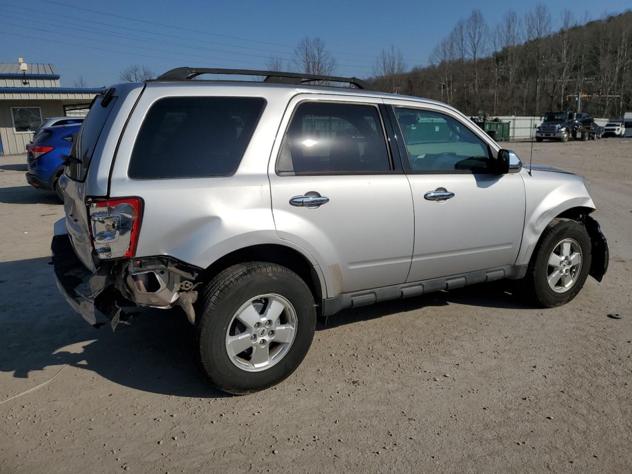 2011 Ford Escape - Image 3