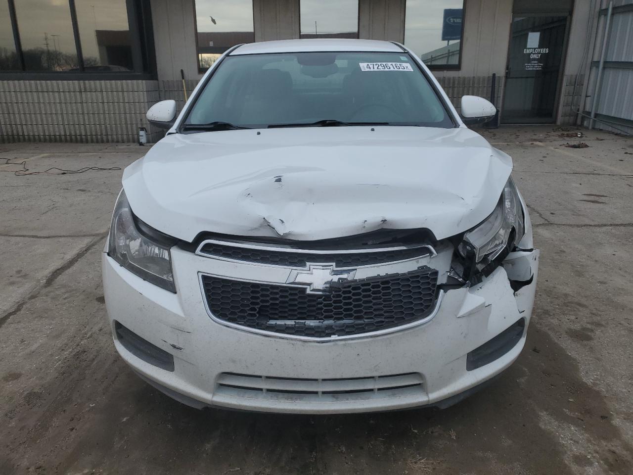 2014 Chevrolet Cruze - Image 5