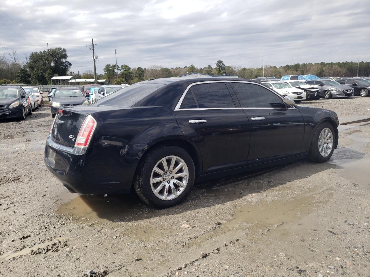 2013 Chrysler 300 - Image 3