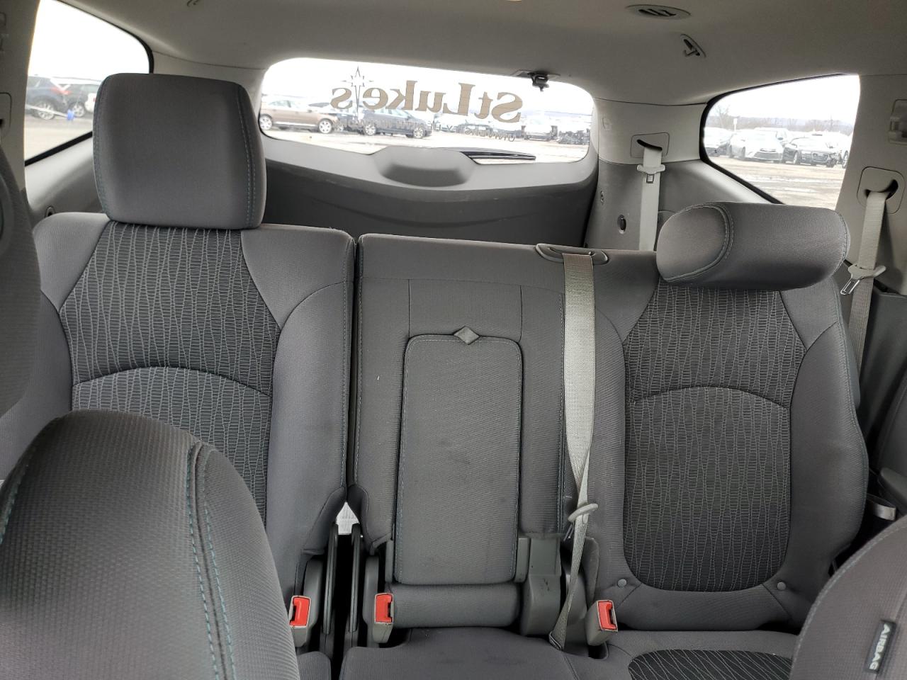 2017 Chevrolet Traverse - Image 10