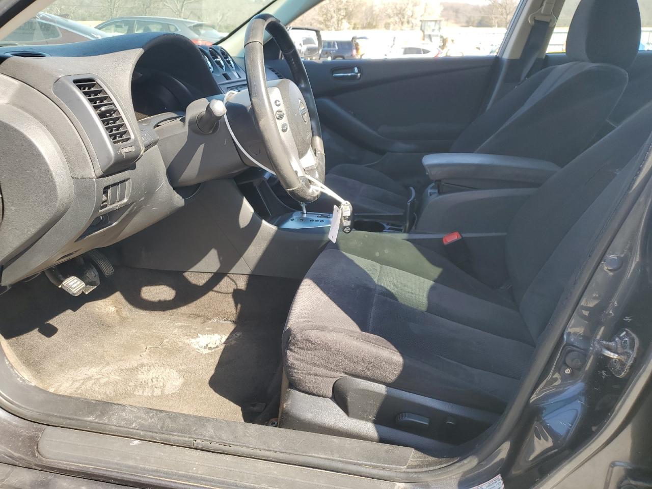 2009 Nissan Altima - Image 7