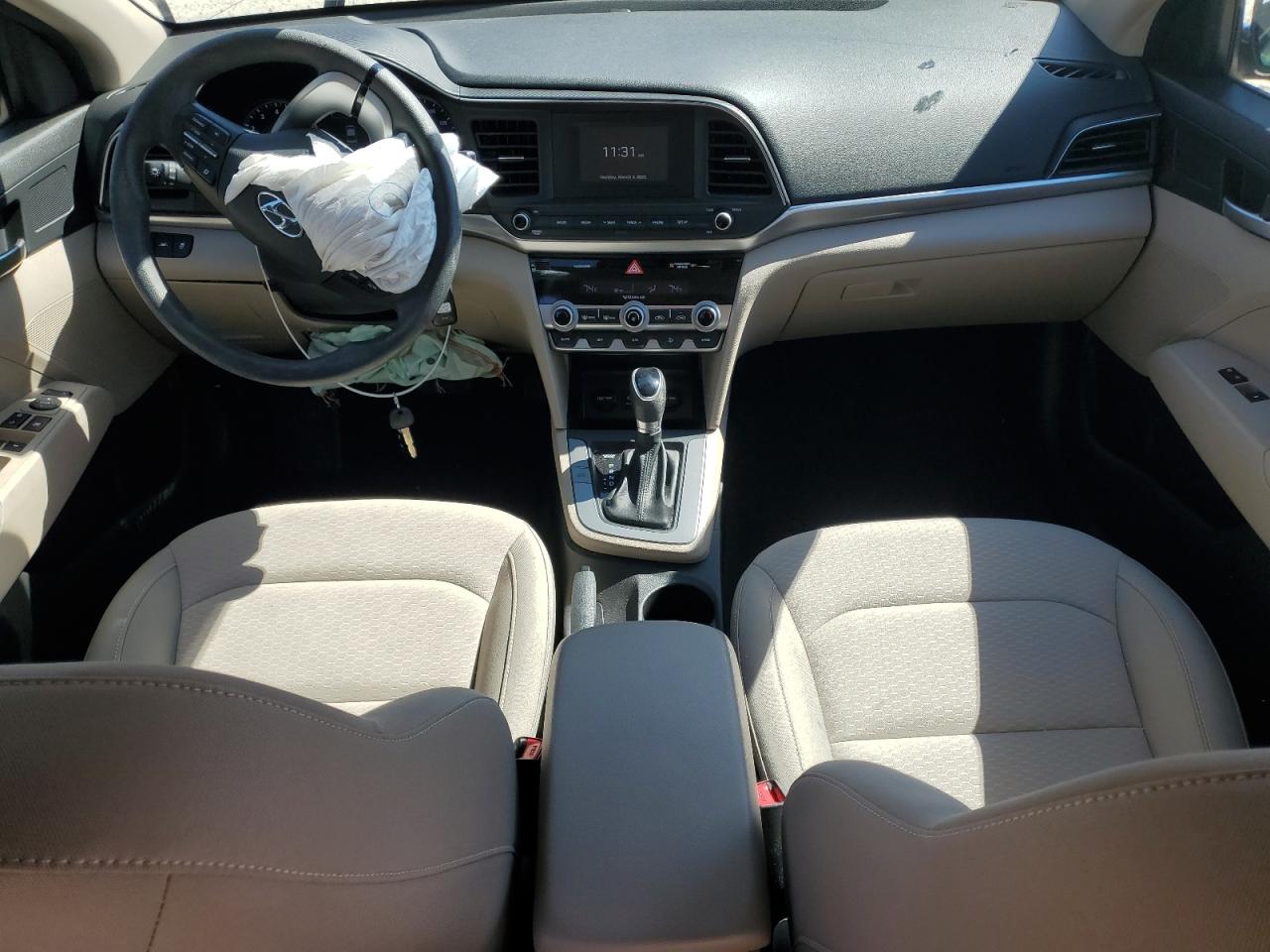 2020 Hyundai Elantra - Image 8