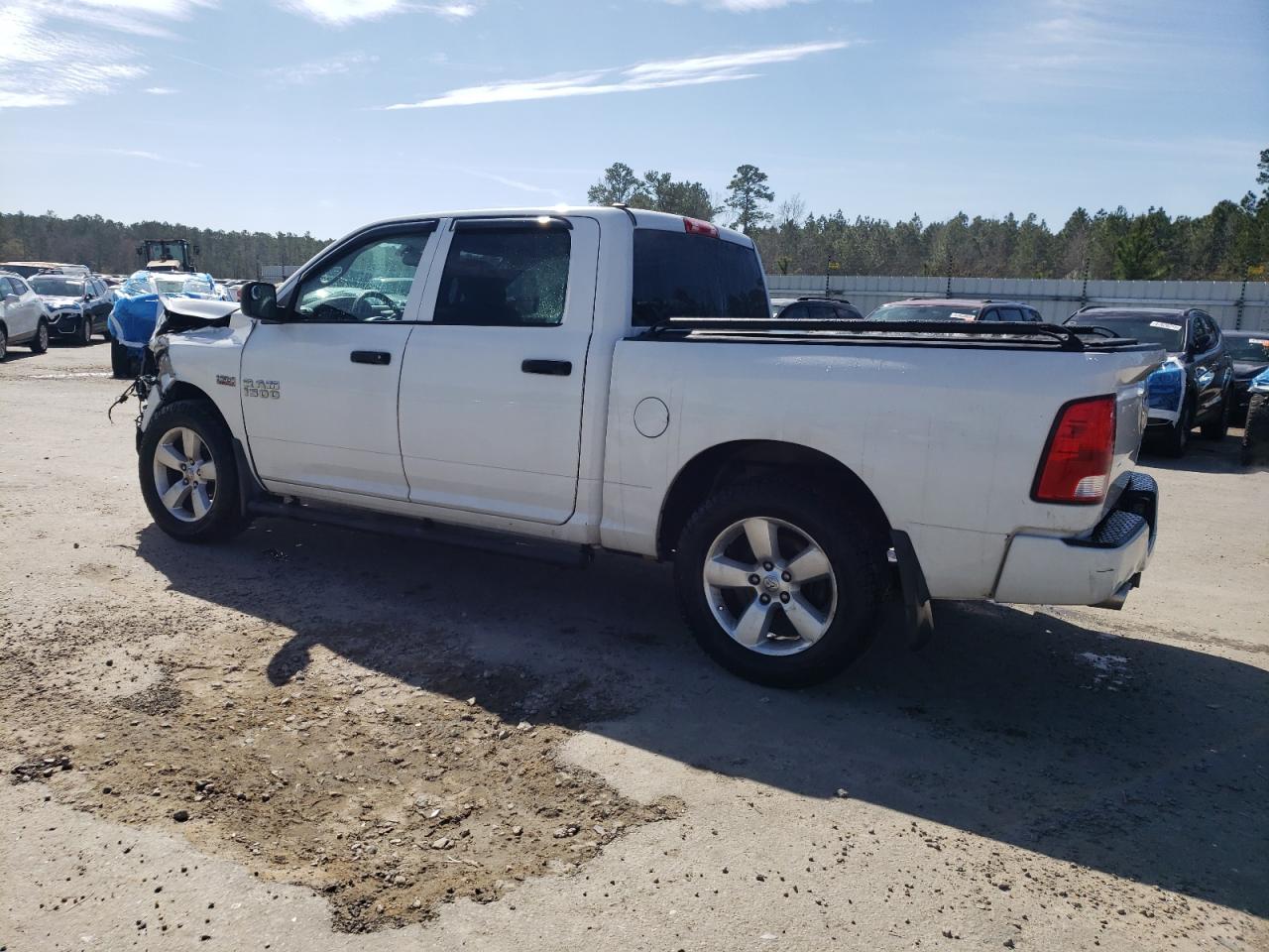 2015 RAM 1500 - Image 2