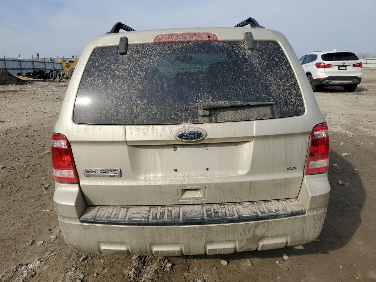 2010 Ford Escape - Image 6