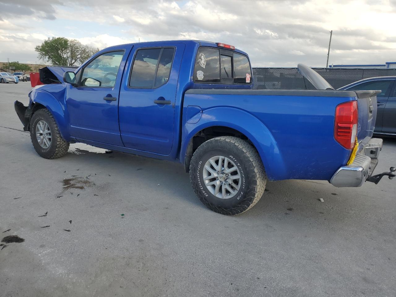 2015 Nissan Navara (Frontier) - Image 2