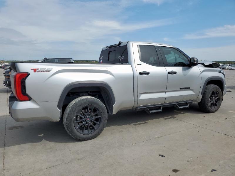  TOYOTA TUNDRA 2023 Srebrny