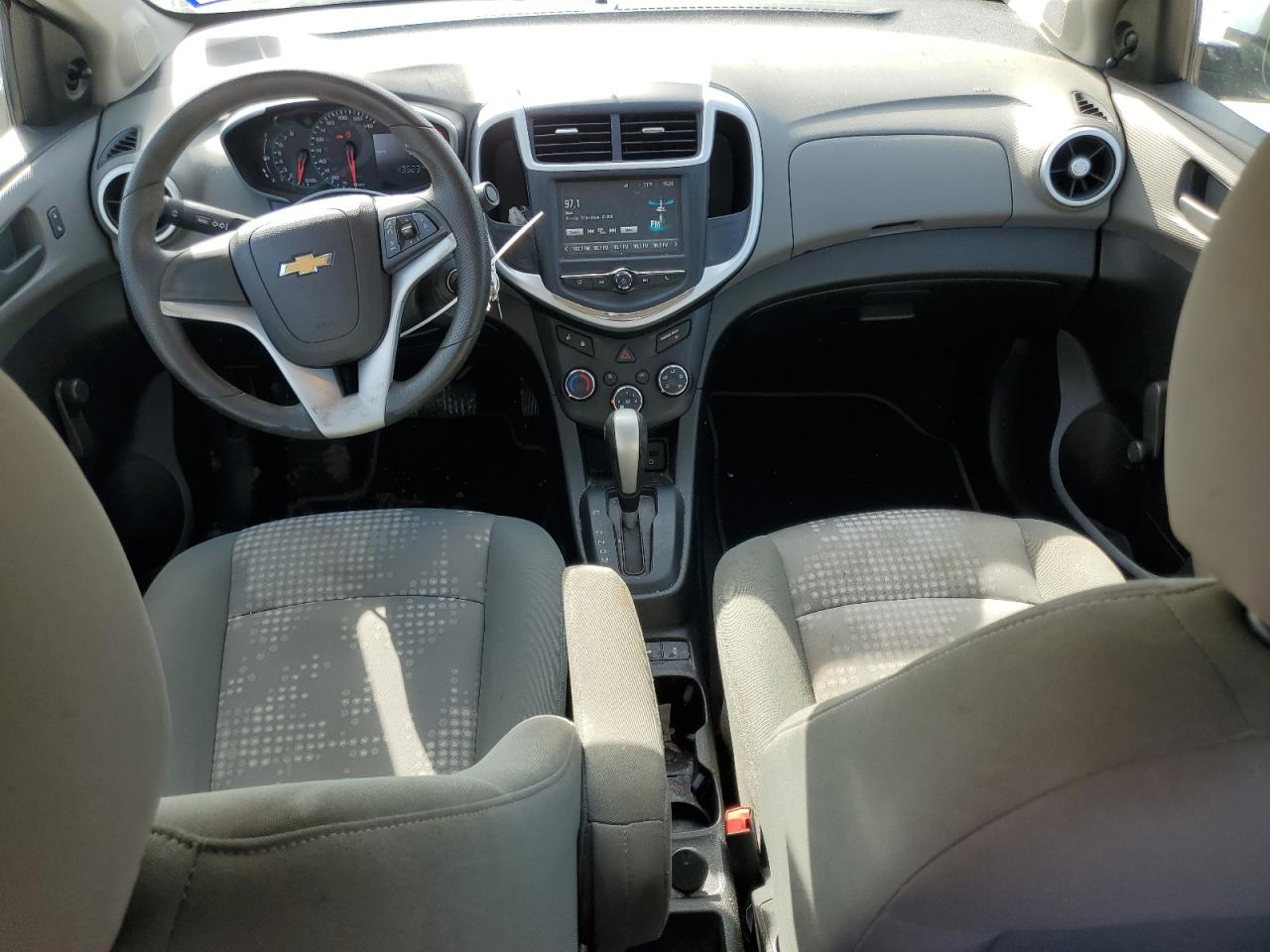 2017 Chevrolet Sonic - Image 8