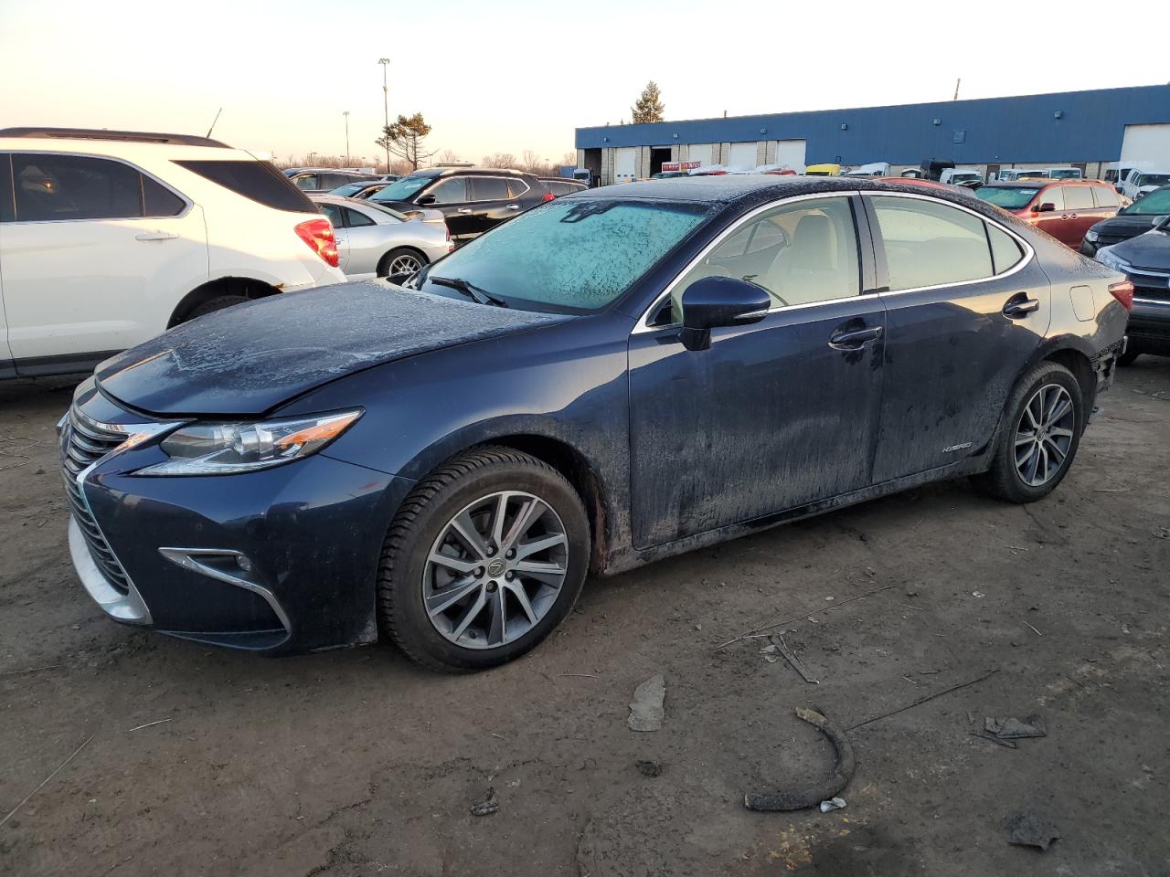 2016 Lexus ES - Image 1