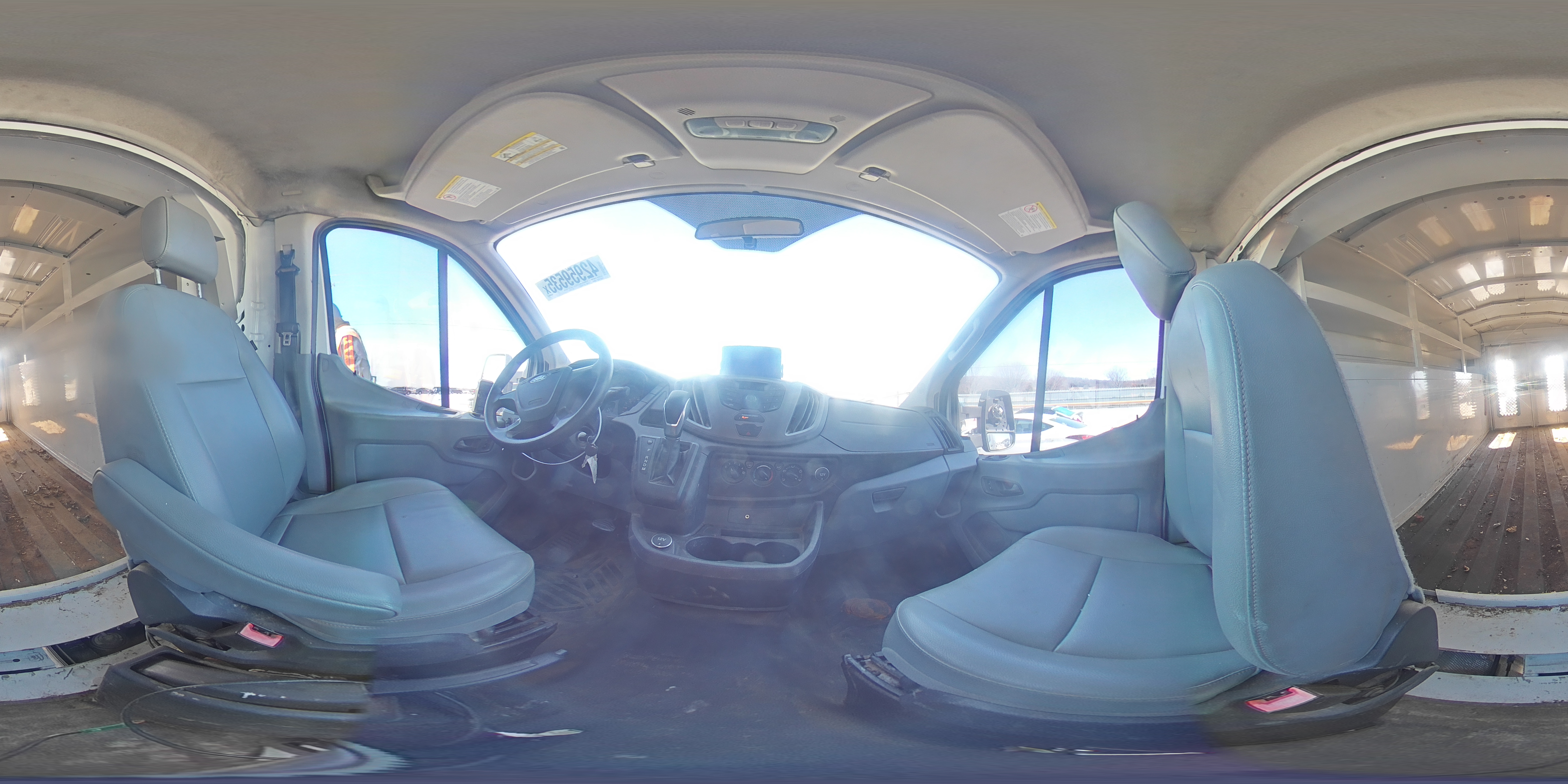 2017 Ford Transit - Image 16