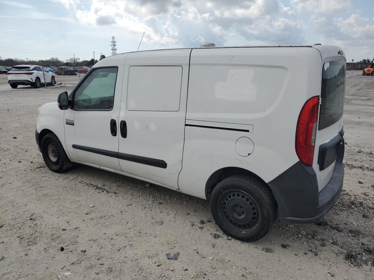 2018 RAM ProMaster City - Image 2
