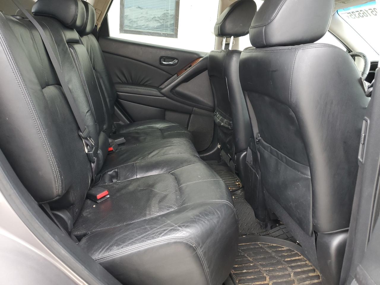 2010 Nissan Murano - Image 11