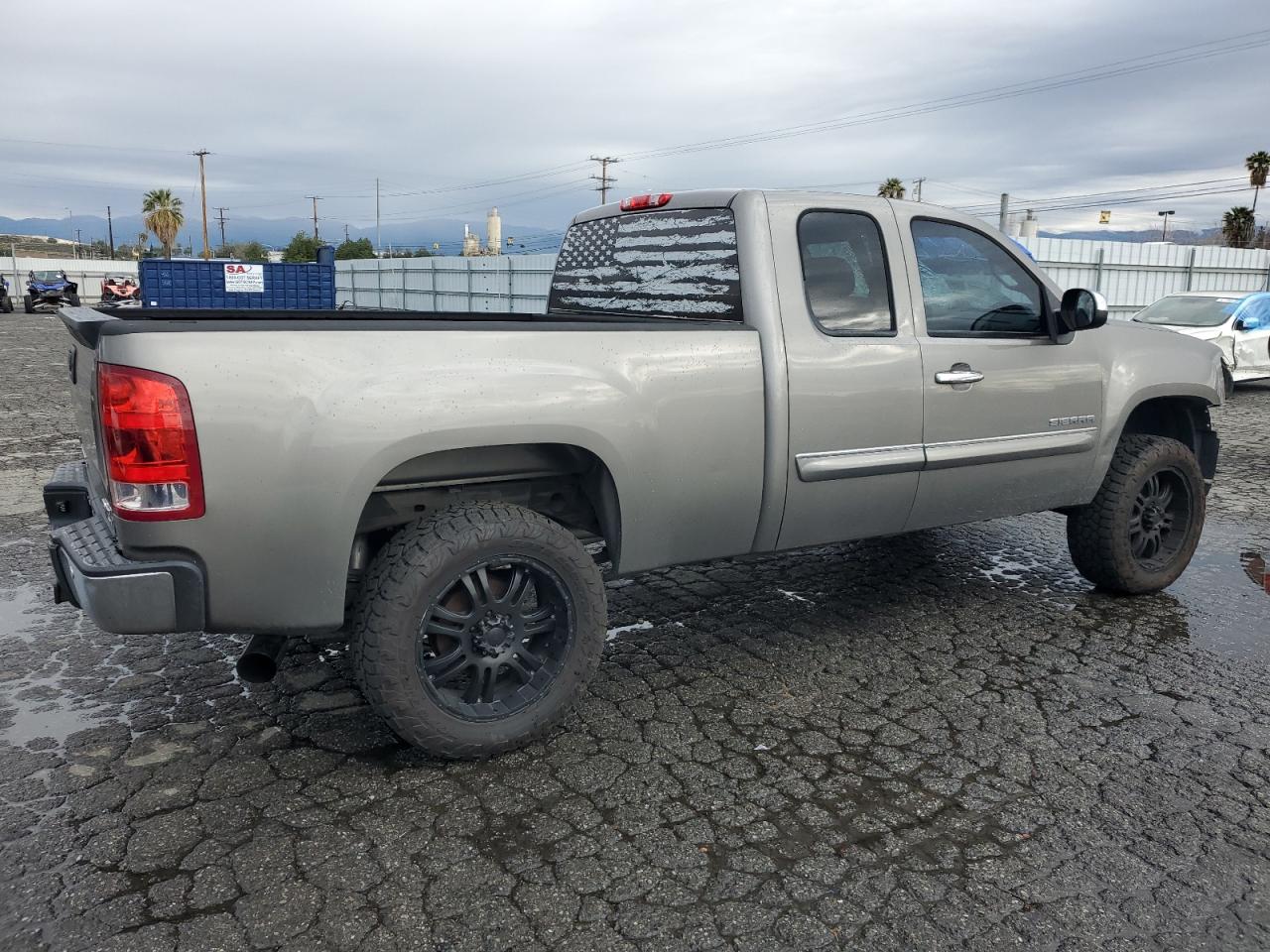 2013 GMC Sierra - Image 3