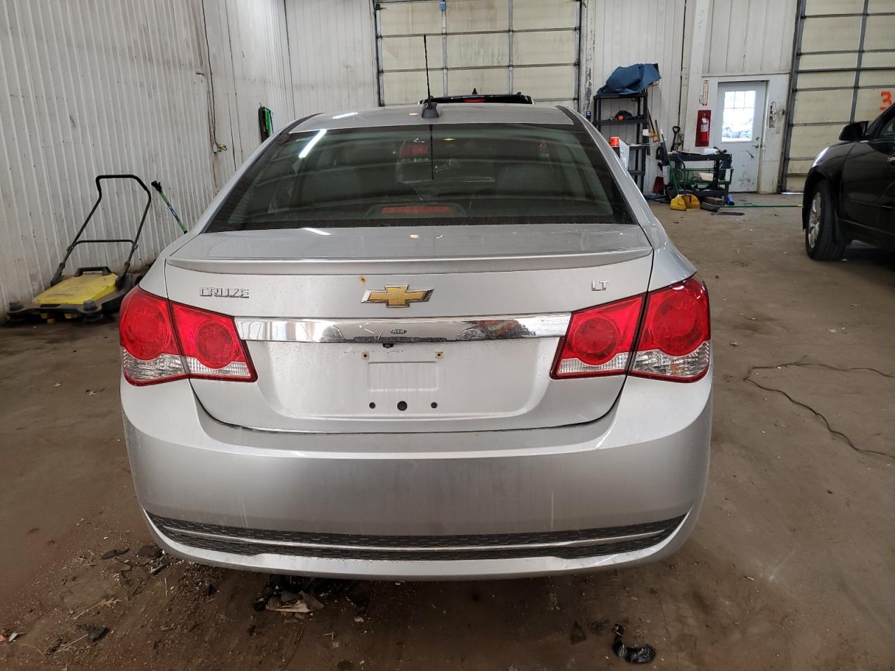 2015 Chevrolet Cruze - Image 6