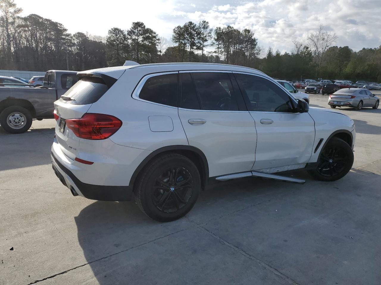2019 BMW X3 - Image 3