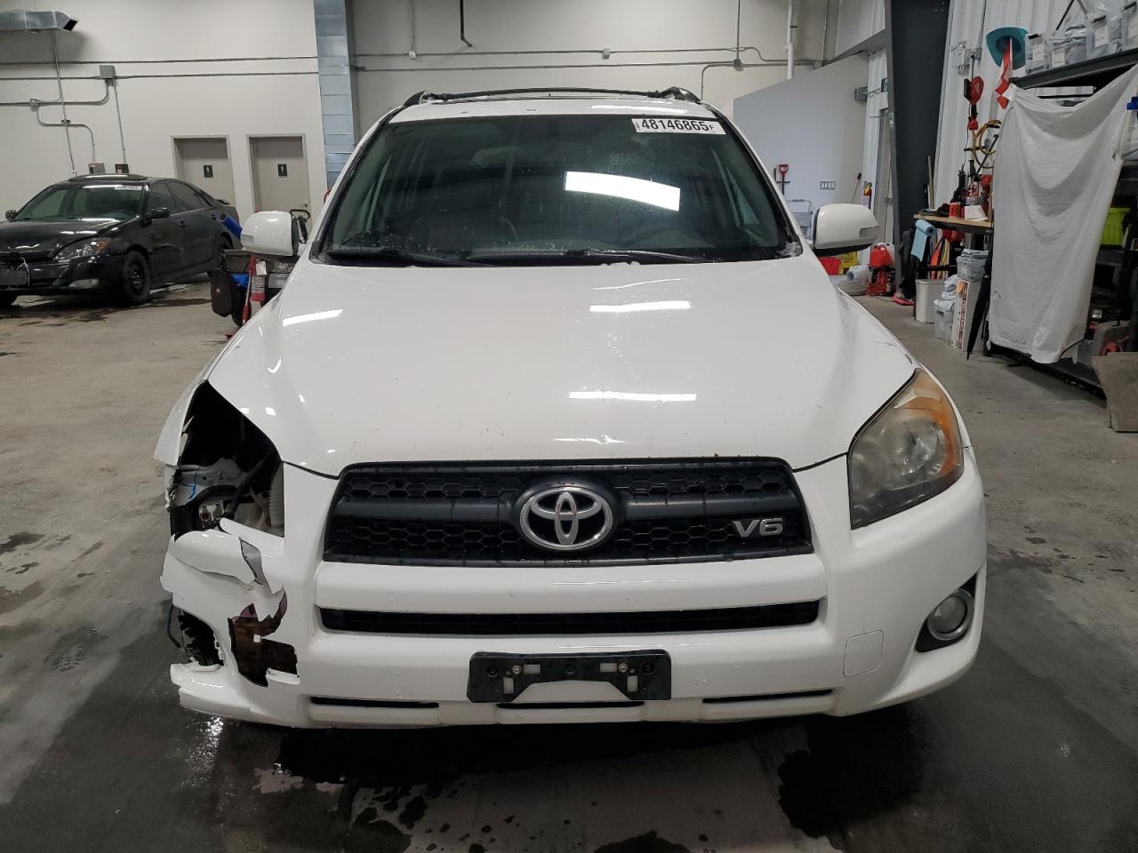 2010 Toyota RAV 4 - Image 5