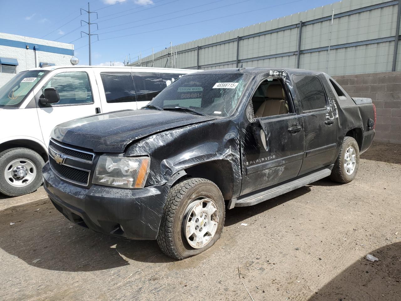 2007 Chevrolet Avalanche - Image 1