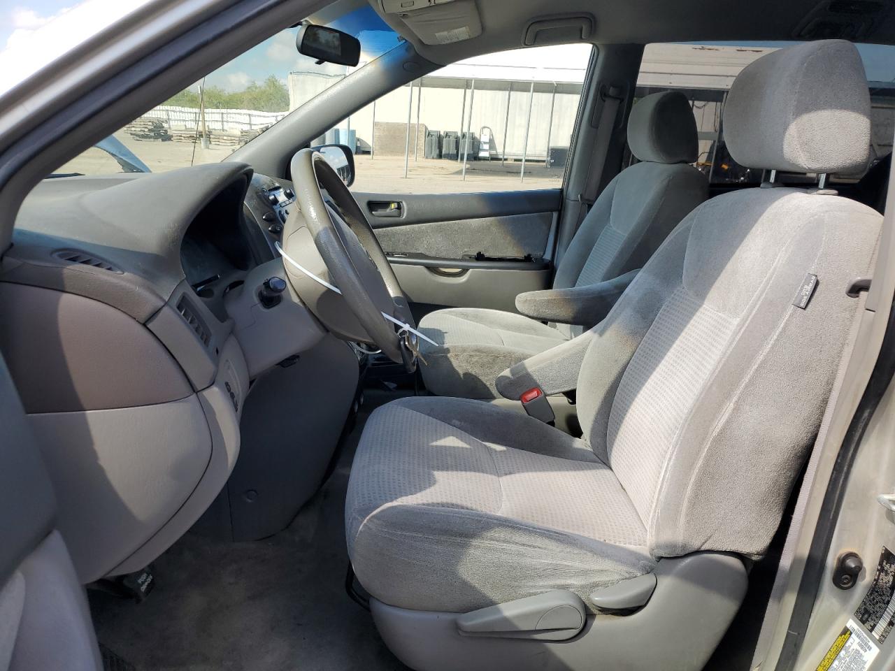 2006 Toyota Sienna - Image 7