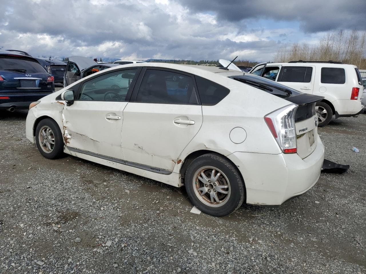2010 Toyota Prius - Image 2
