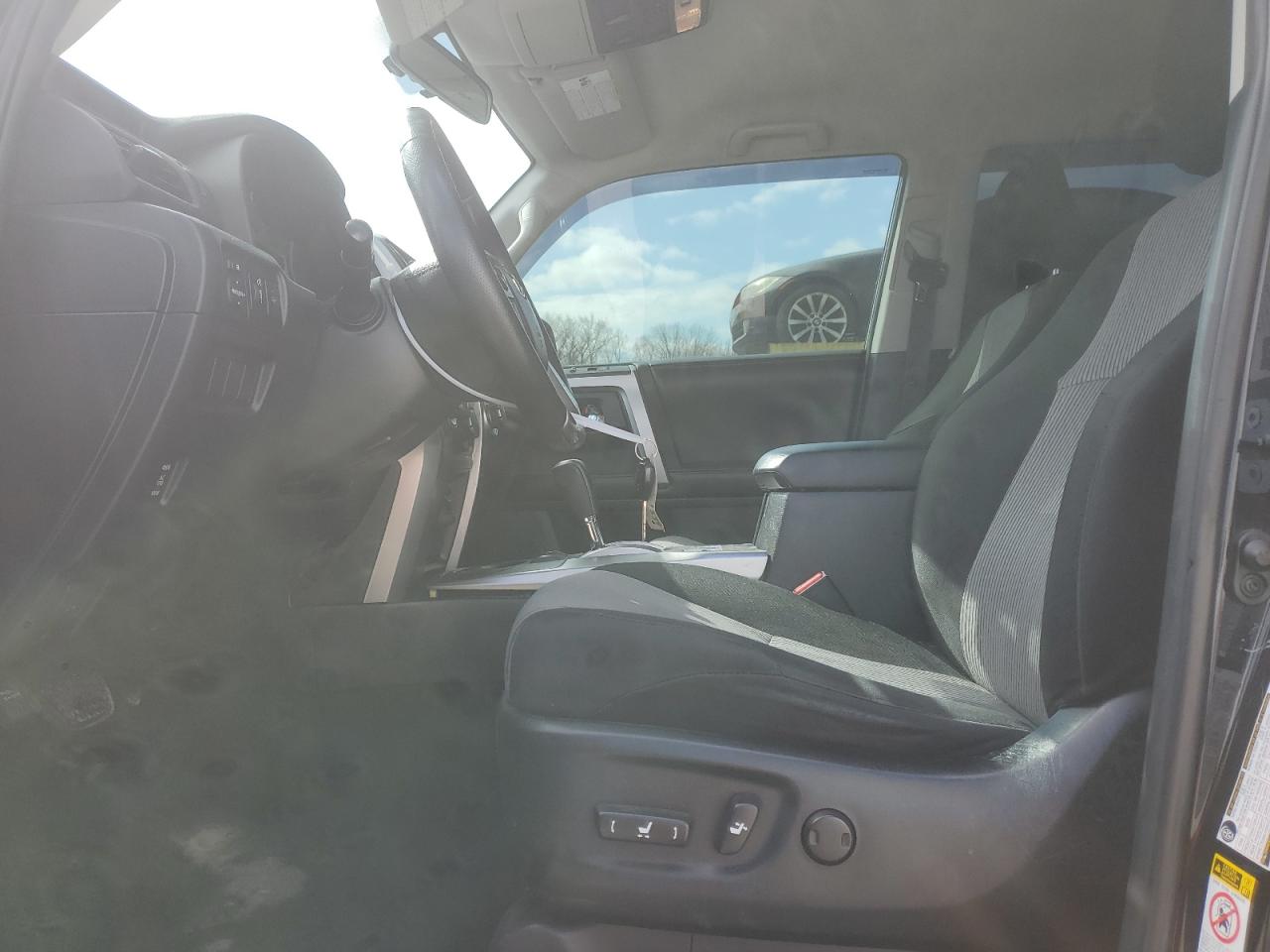 2015 Toyota 4Runner - Image 7