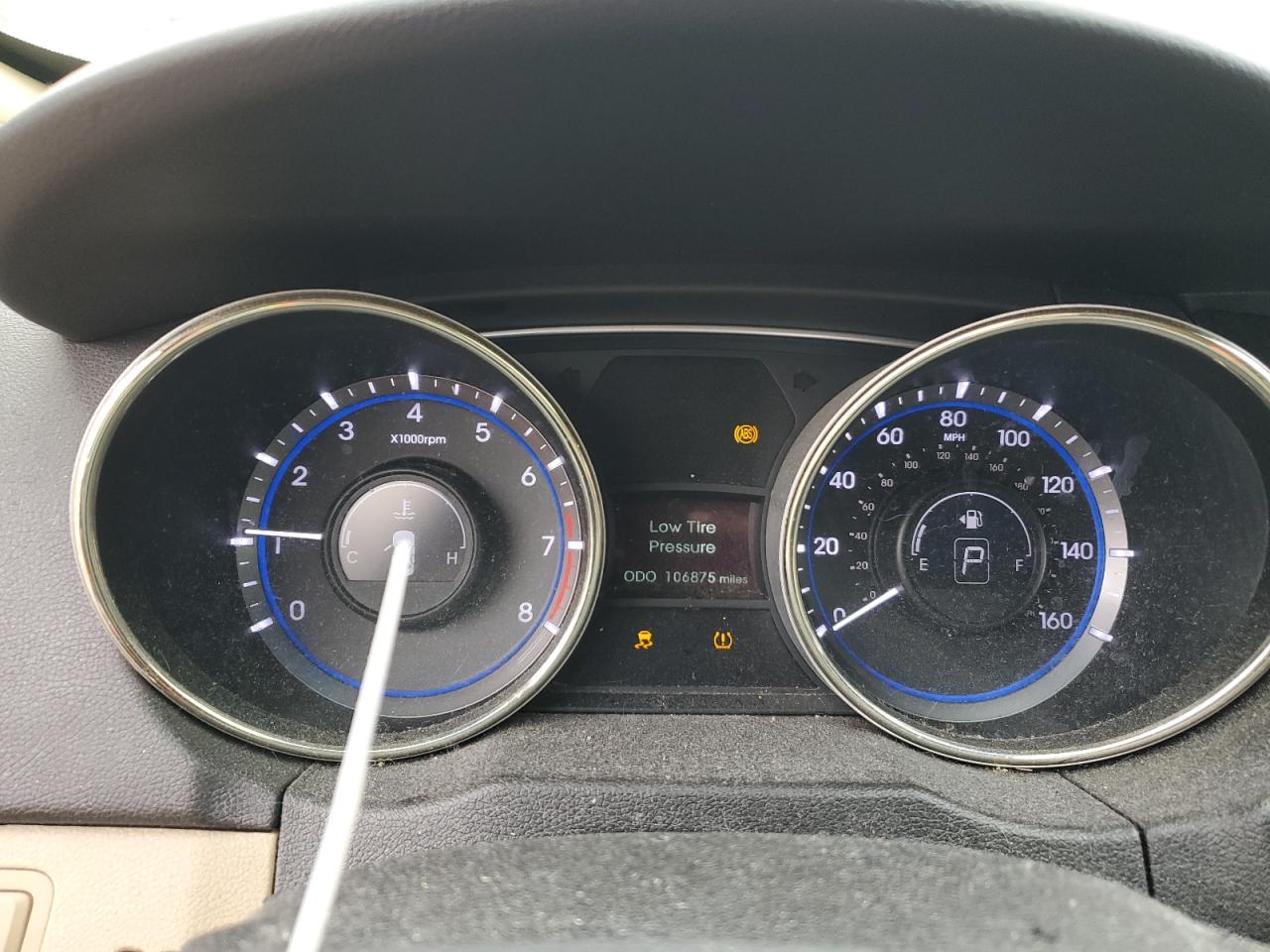 2013 Hyundai Sonata - Image 9