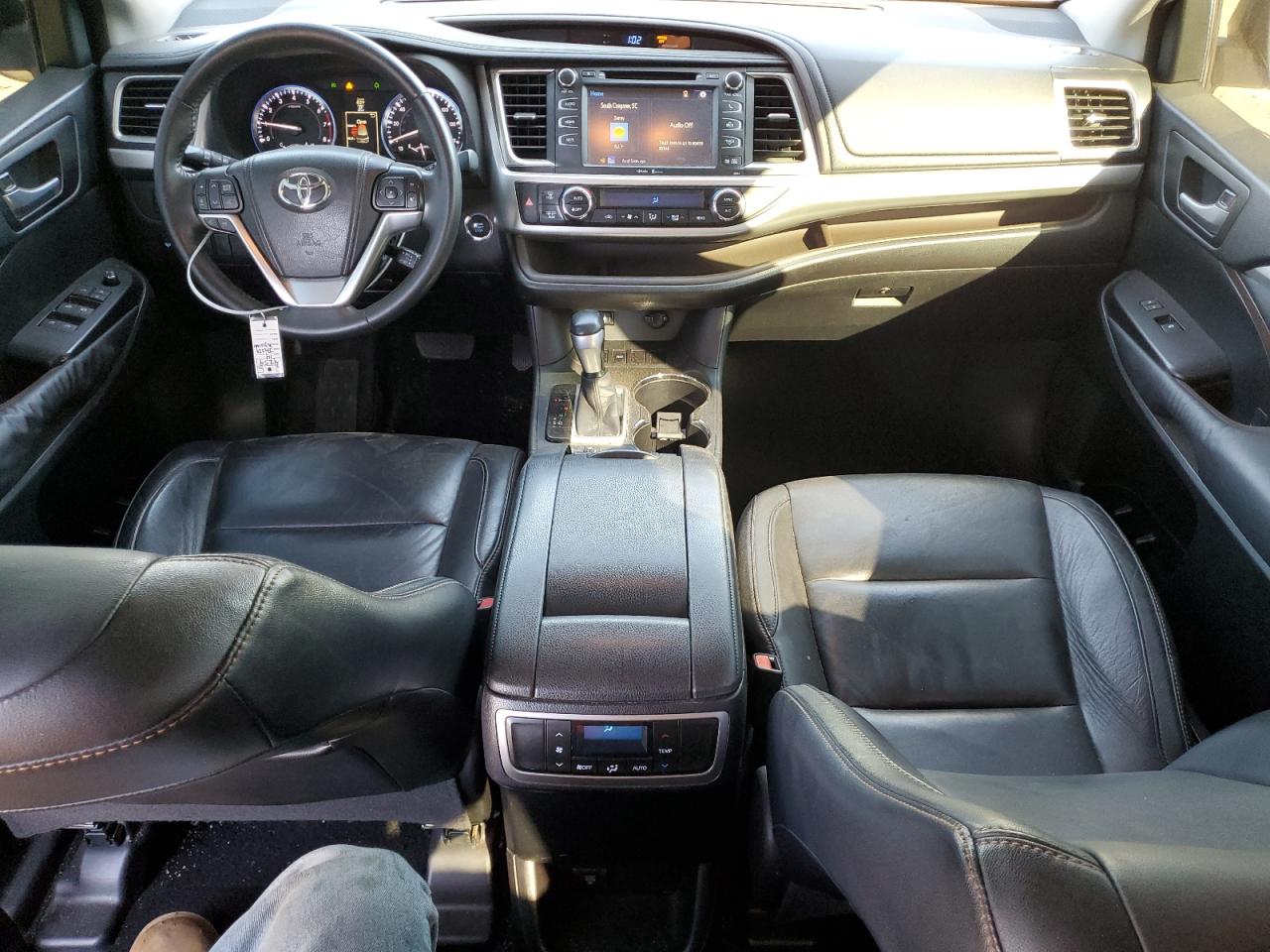 2014 Toyota Highlander - Image 8