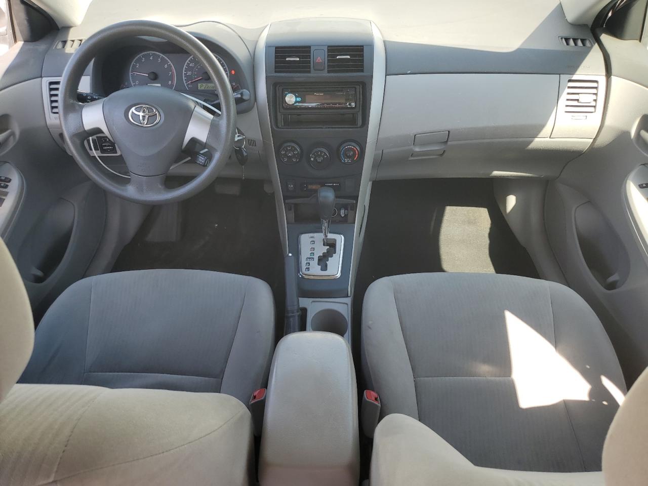 2010 Toyota Corolla - Image 8