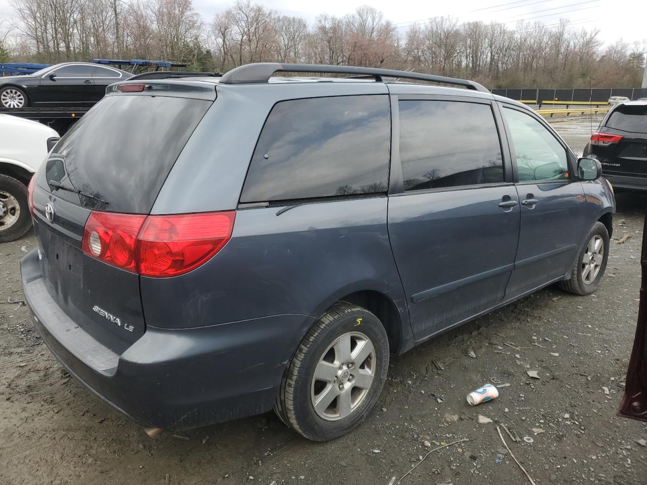 2008 Toyota Sienna - Image 3